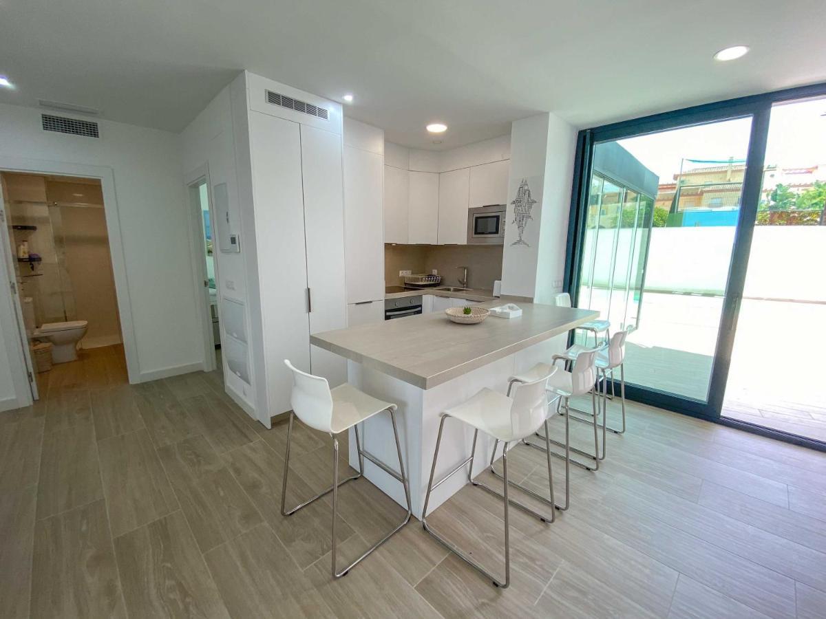 Tarifa Cozy House - Private Pool - Wifi - Modern Apartment ภายนอก รูปภาพ